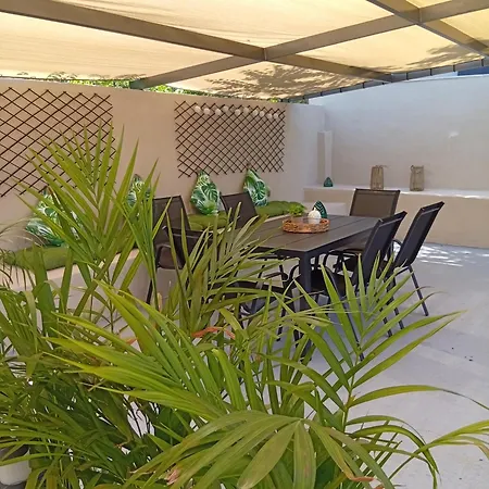 Дом отдыха Adamis Garden Неа-Миханиона