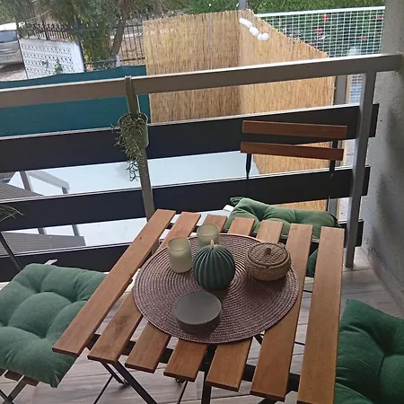 بيت للعطل Adamis Garden *