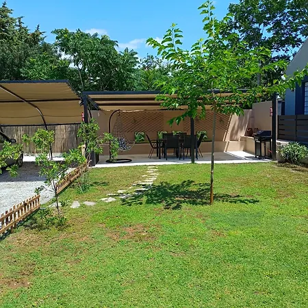 Сasa de vacaciones Adamis Garden Nea Michaniona